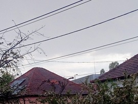 Esőben.