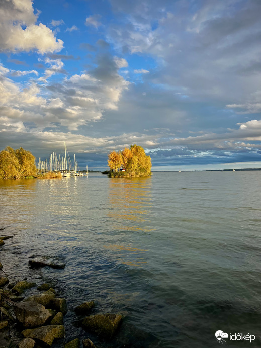 Őszi Balaton-part