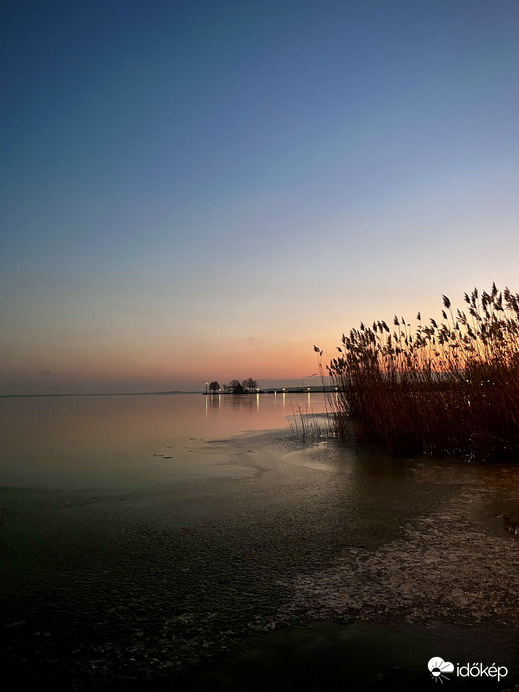 Jeges Balaton-part Keszthelyen