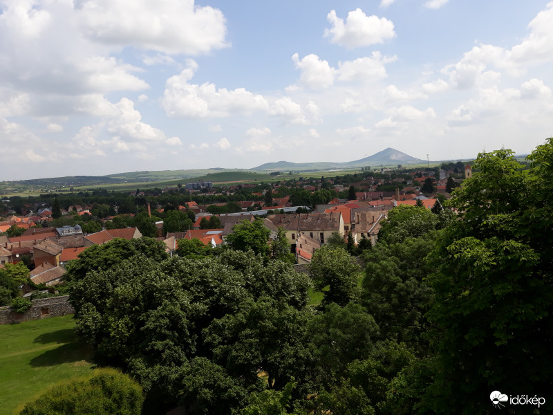  Kilátás a siklósi várból