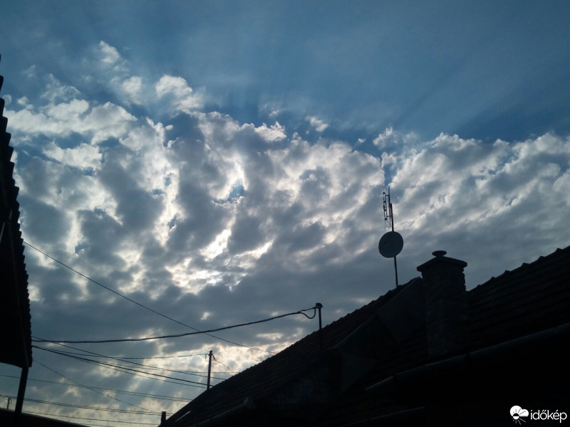 Észlelési fényképek