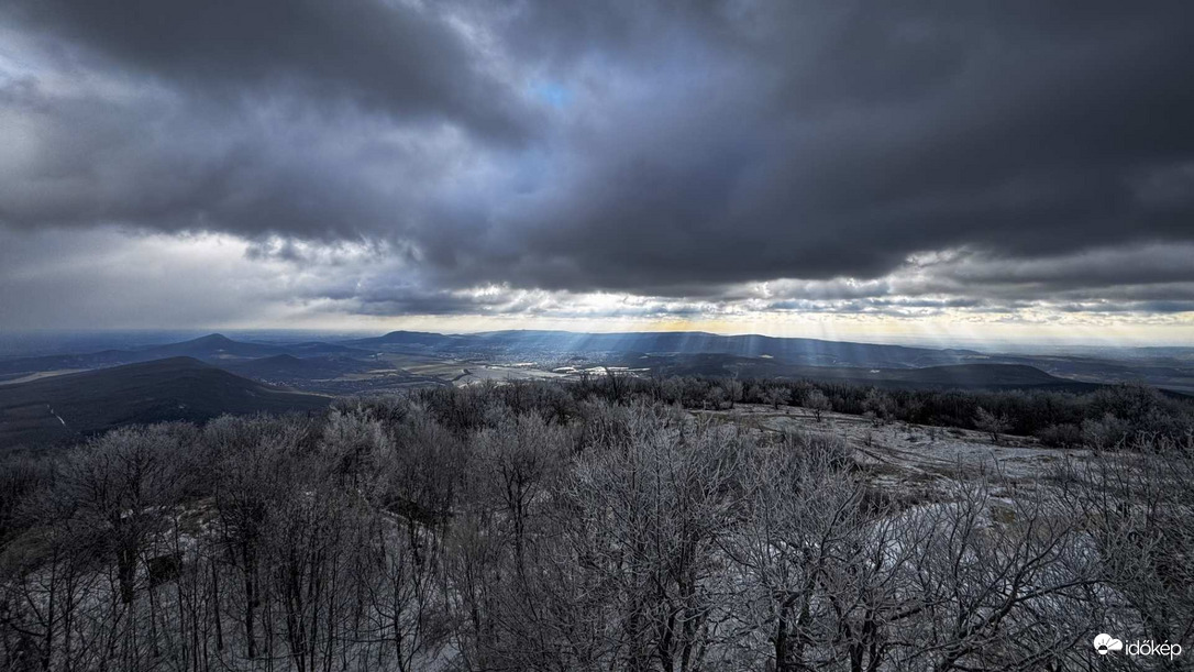 Észlelési fényképek
