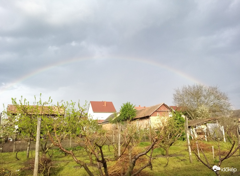 Az első Ideji Szivárvány