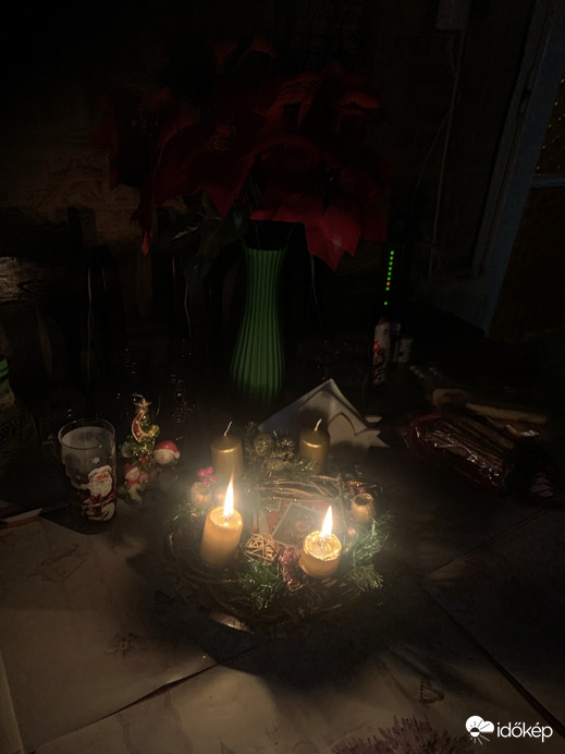 Második gyertya… Nyugalmas napot mindenkinek!:)