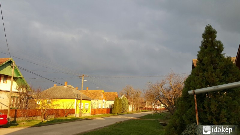 Észlelési fényképek