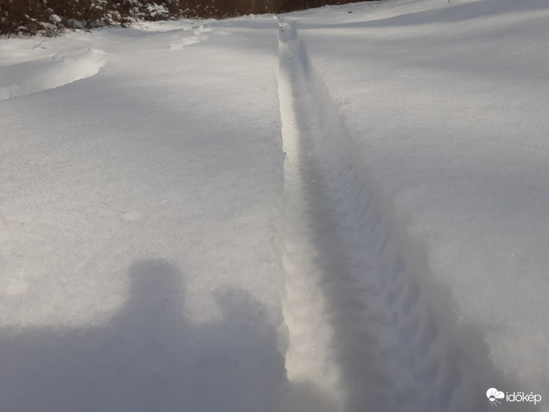 Hóban is gurul ám!;))