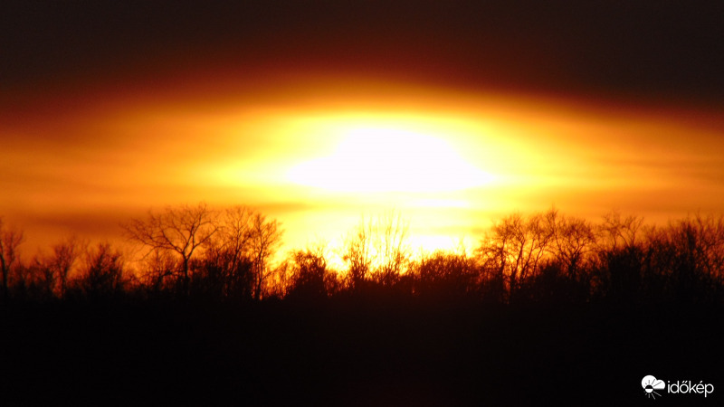 Virágvasárnapi naplemente 