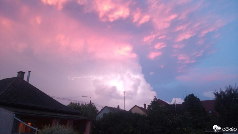 Észlelési fényképek