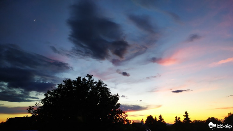 Észlelési fényképek