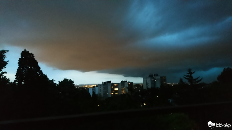 Észlelési fényképek