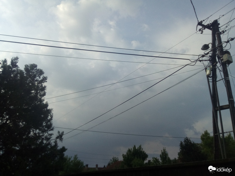 Zivatar Békés felett