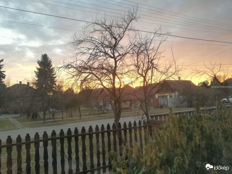 Naplemente Békés felett. 