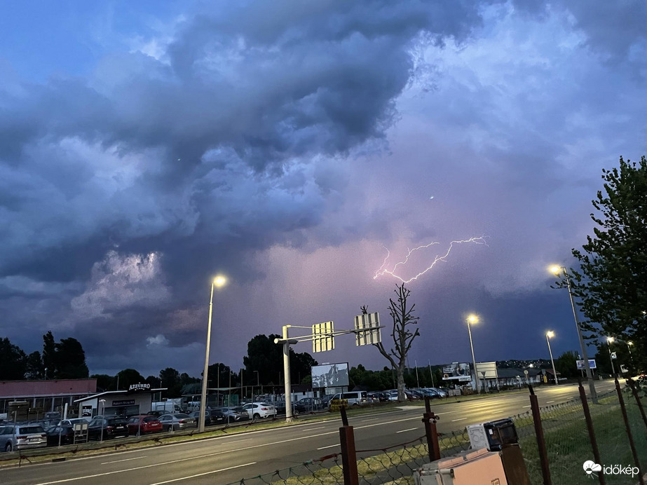 Észlelési fényképek