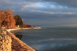 Februári napsütésben