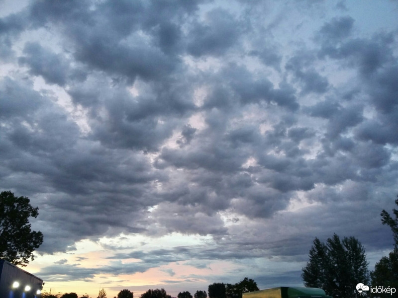 Észlelési fényképek