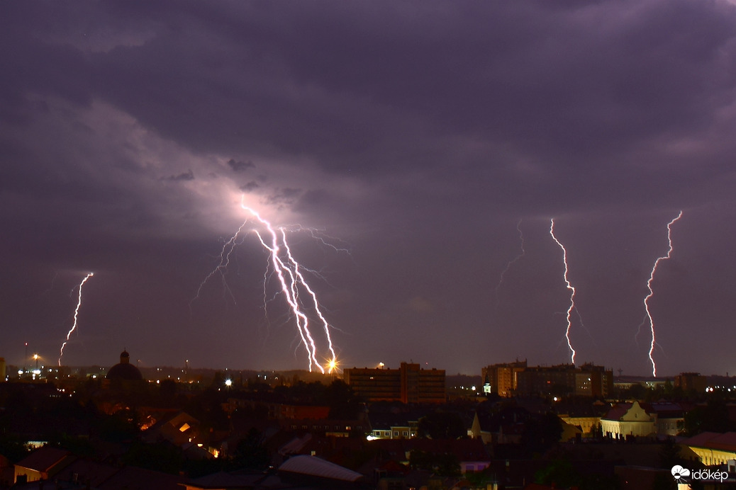 Székesfehérvár 23. 08. 05.