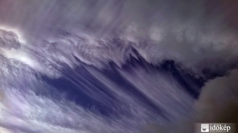 Január 12-ei cirrus-os