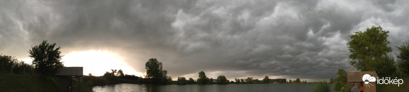 Mezőtárkányt súroló vihar