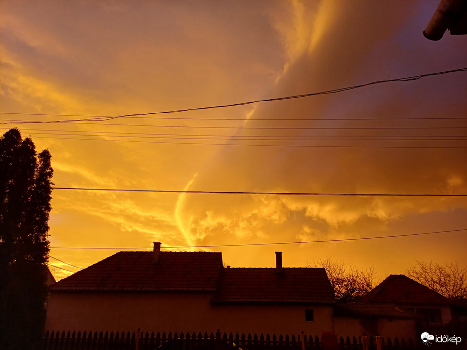 Észlelési fényképek