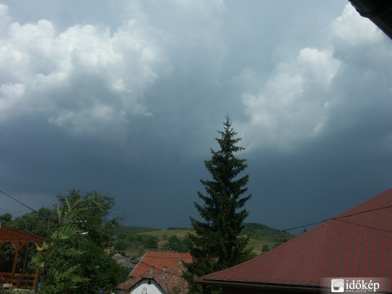 Észlelési fényképek