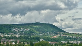 Felhők Hármashatárhegyen