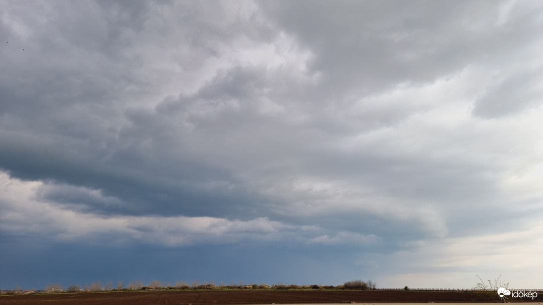Vihar készülőben