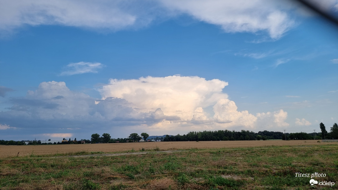 Vácról látni a Hatvan meletti bulit