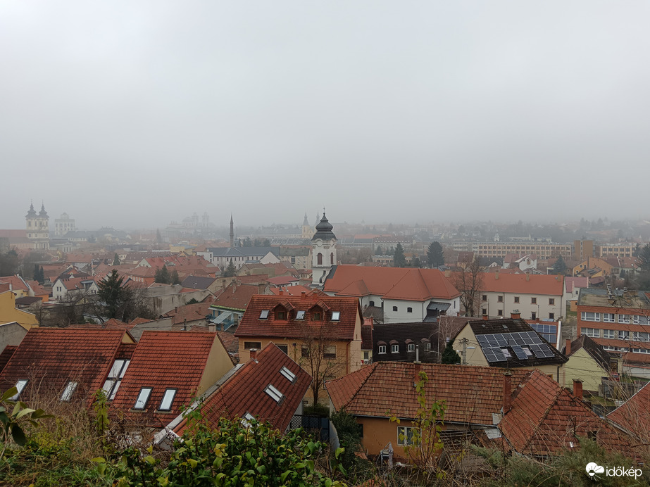 Ködös belváros