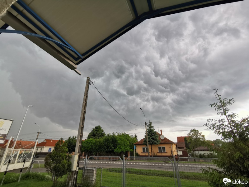 Észlelési fényképek