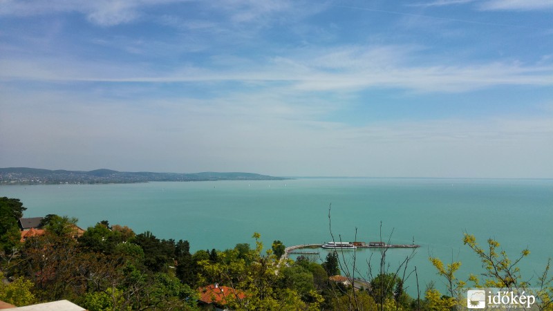 Kilátás a Balatonra