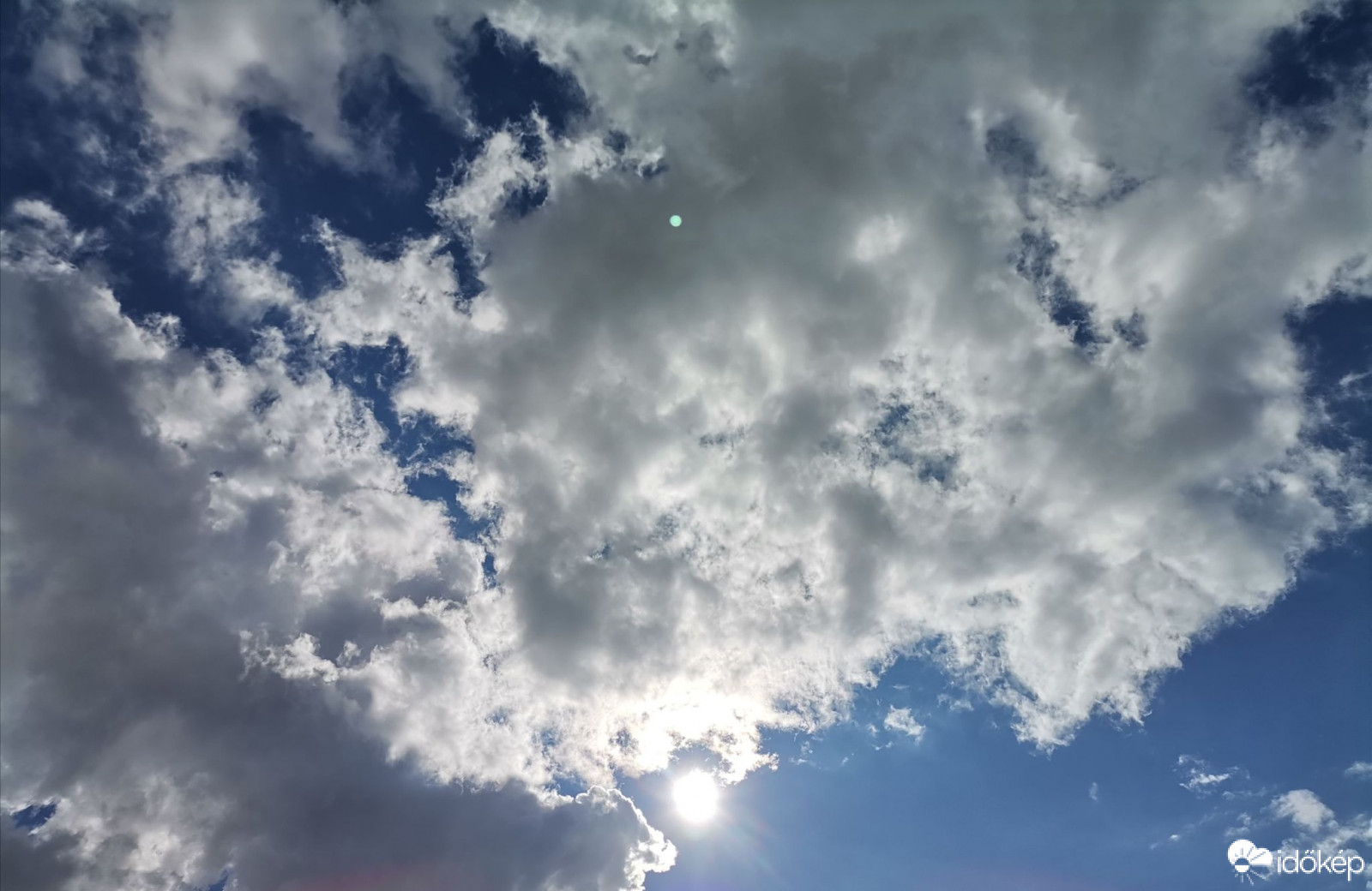 Észlelési fényképek