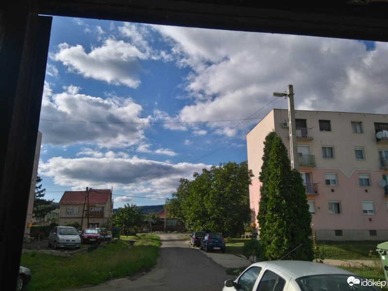 Észlelési fényképek