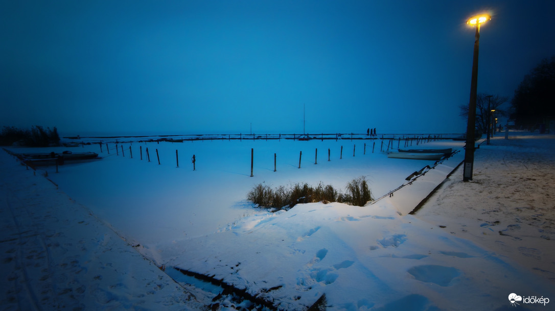 Összeért ég és föld 