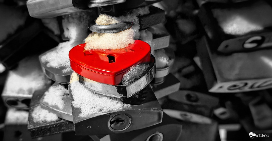 Csend ölelt át a mólón... 