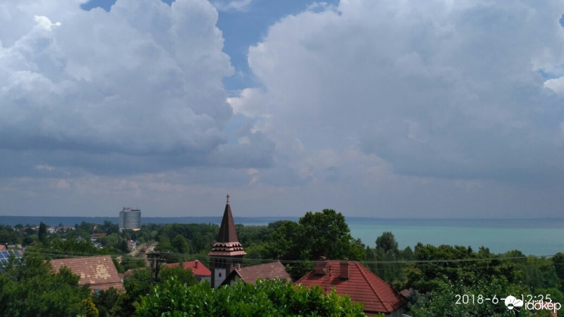 Észlelési fényképek