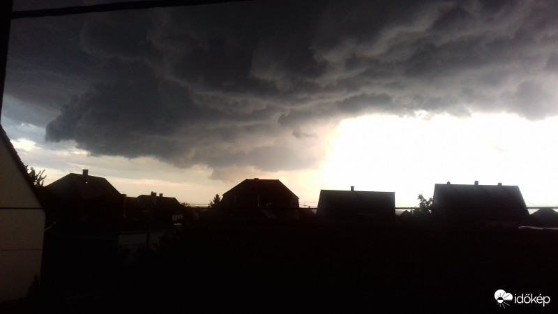 Észlelési fényképek