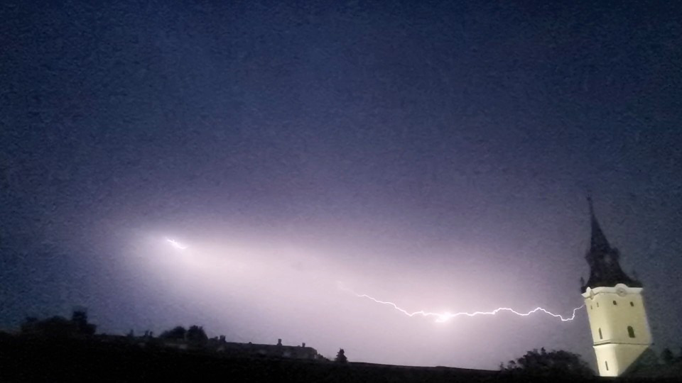 Észlelési fényképek