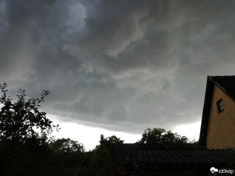 Észlelési fényképek