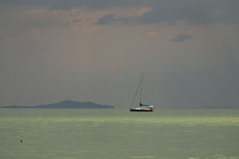 A vihar fényei