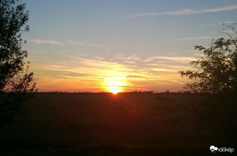 Napnyugta Szentlőrinc felett