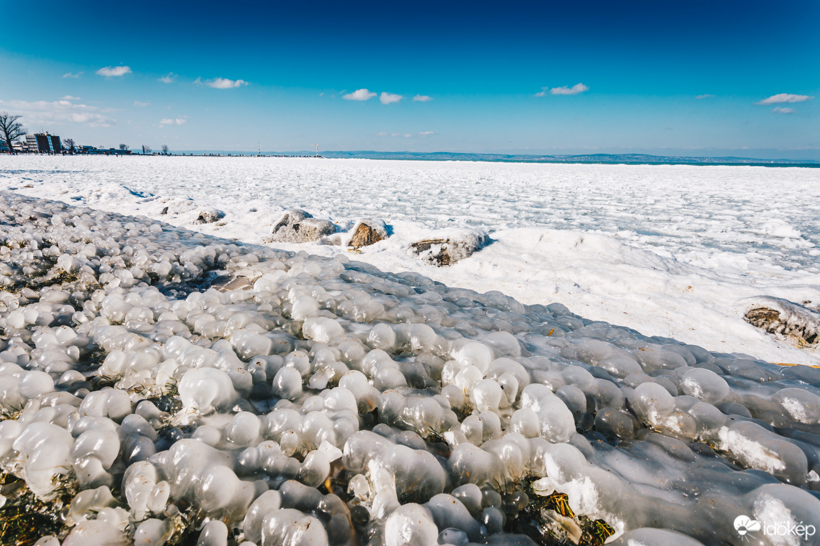 Tél a Balatonon