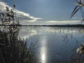 Fagyos, jeges horgásztónál