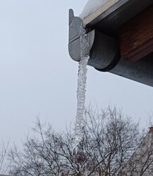 Jégcsap borús időben