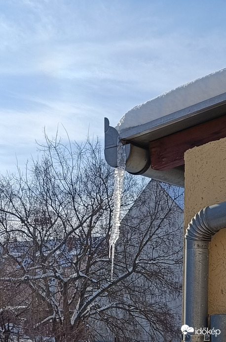 Jégcsap napsütésben