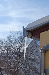 Jégcsap napsütésben