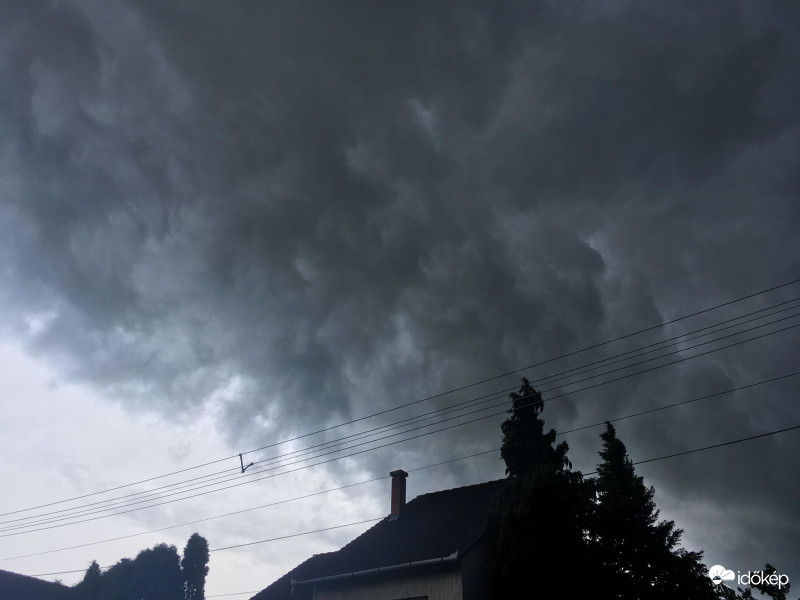 Észlelési fényképek