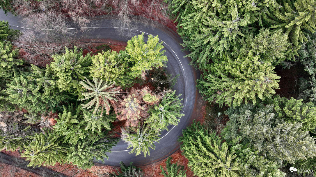 Az ország legmagasabban lévő hajtűkanyarja