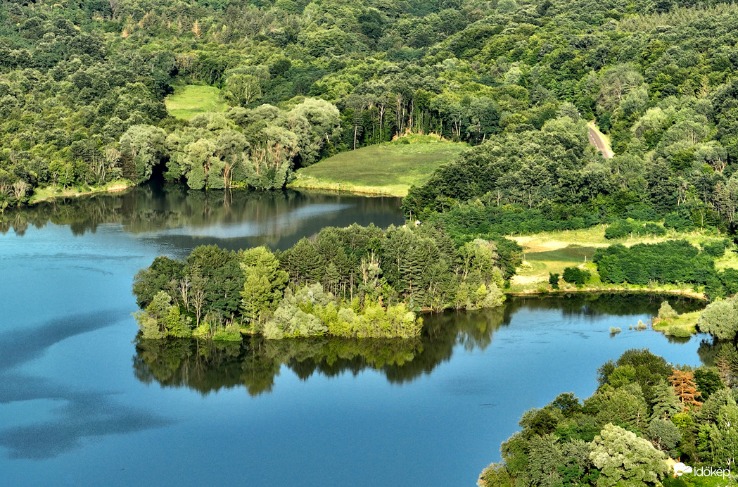 Hasznosi víztározó