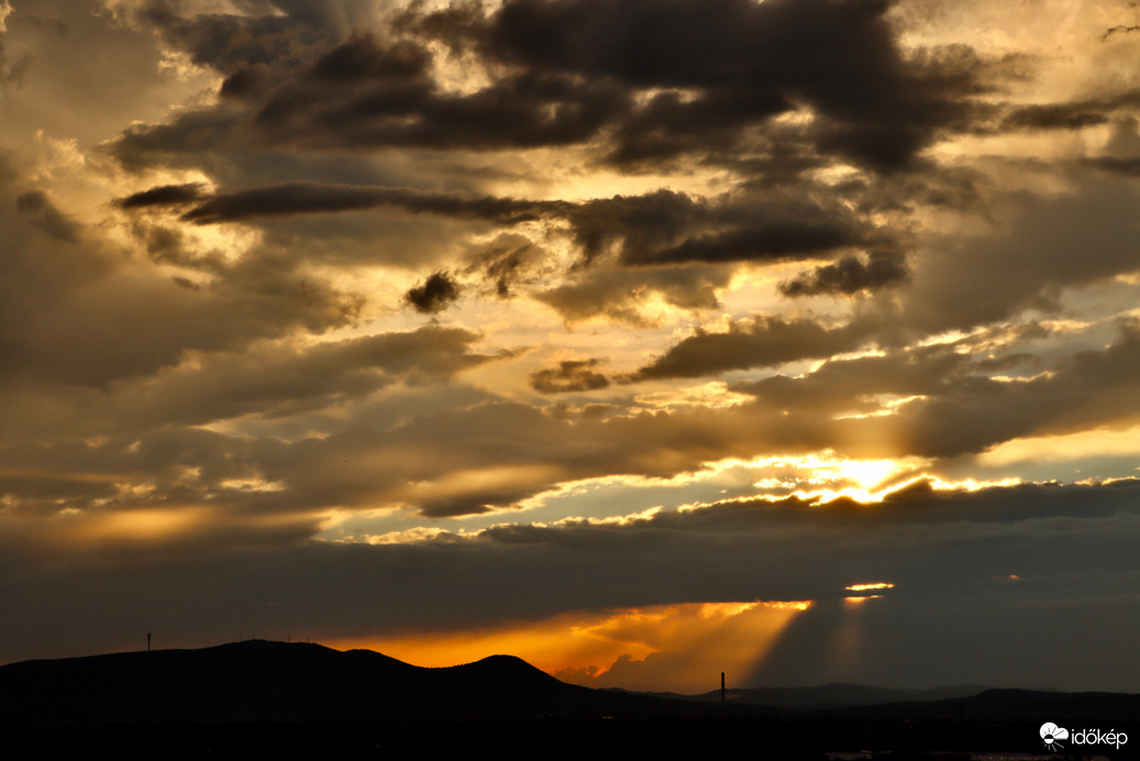 A hidegfront festette