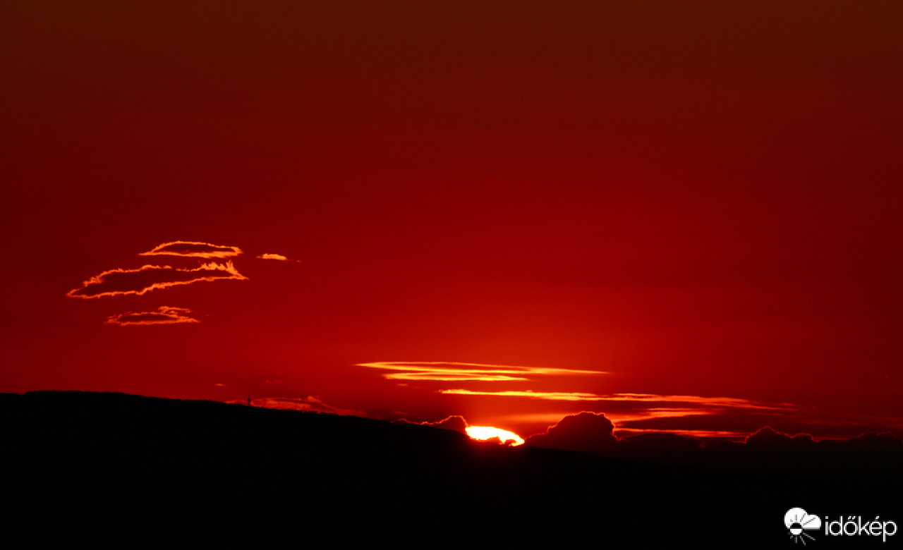 A Zsámbéki-medence felett